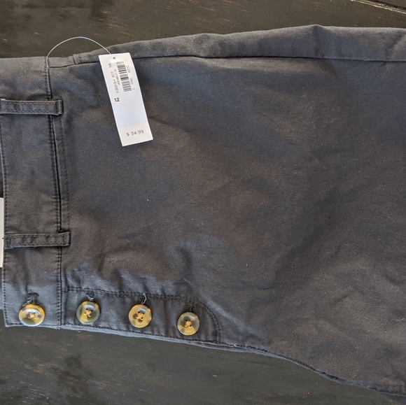 Highwaisted Button Fly Shorts - Picture 2 of 4